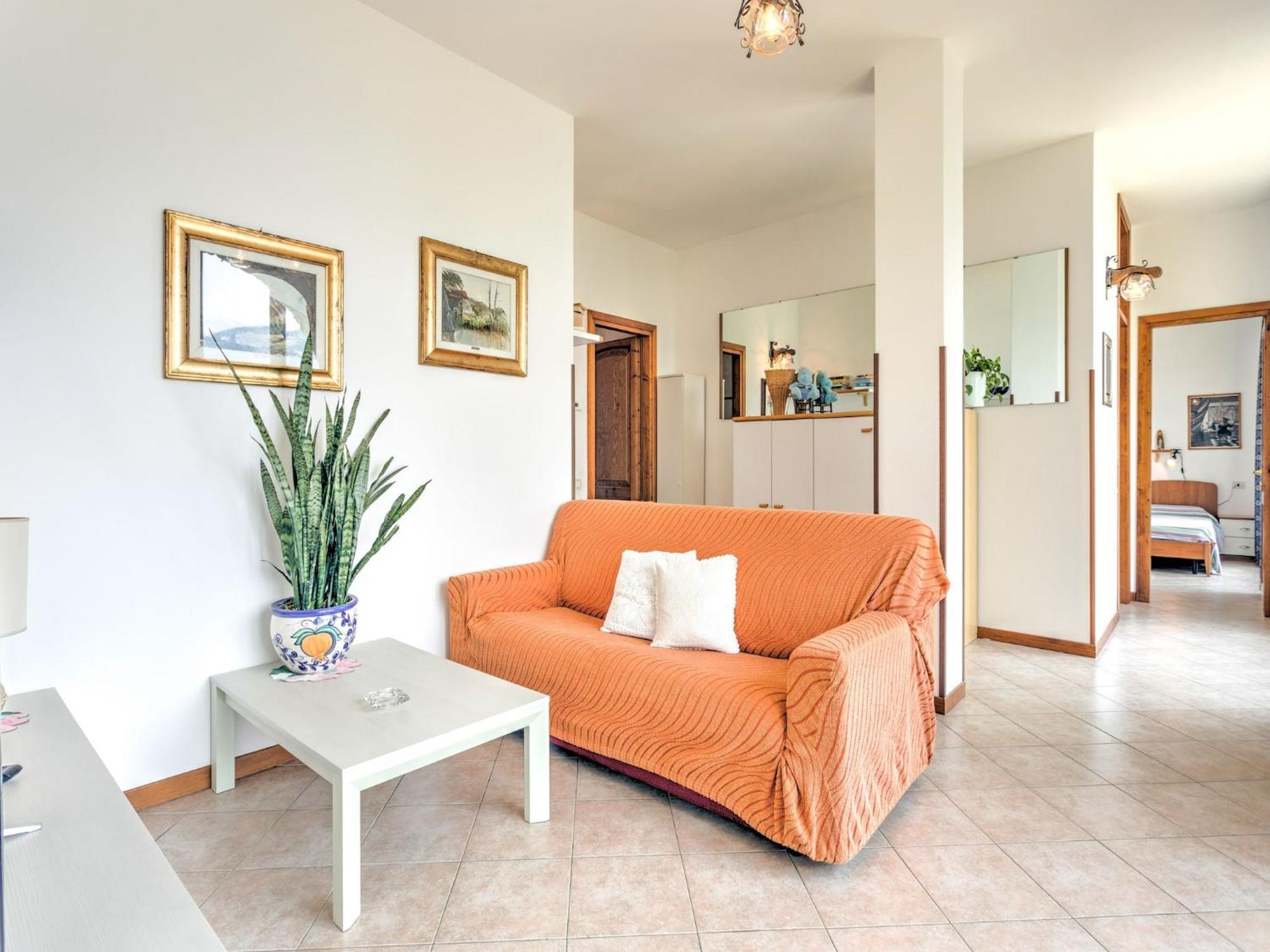 그라베도나 Wonderful Flat With Swimming Pool Lift And Garden 아파트 외부 사진